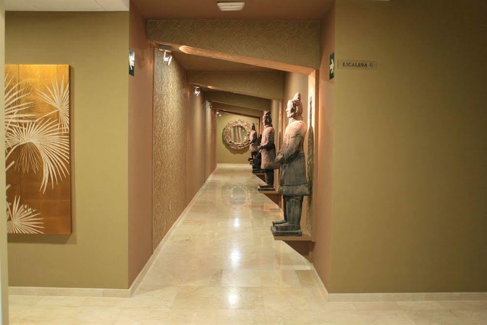 Spirit Apartamentos Atxuri Bilbao Exterior photo